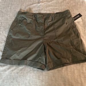 Briggs | Shorts | NWT